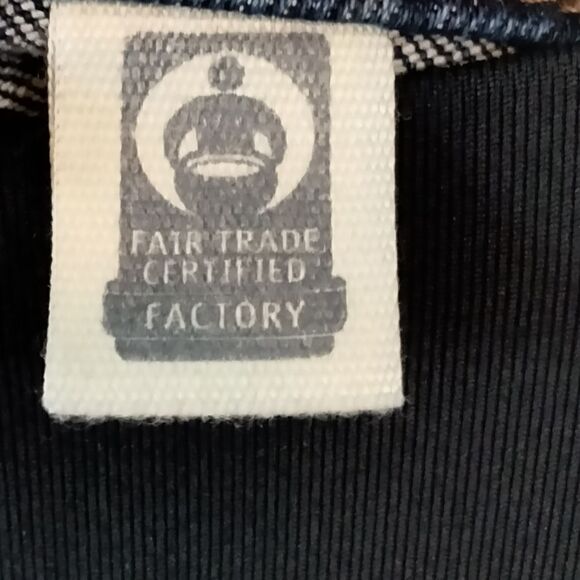 New Without tags "Universal Thread" woman's jeans - Picture 5 of 14